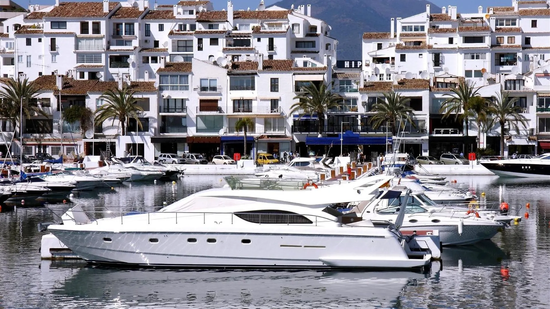 Harbour Heaven 2 Bed, 2 Bath Apartment Steps From Puerto Banus Marina And Beach Marbella 0*,